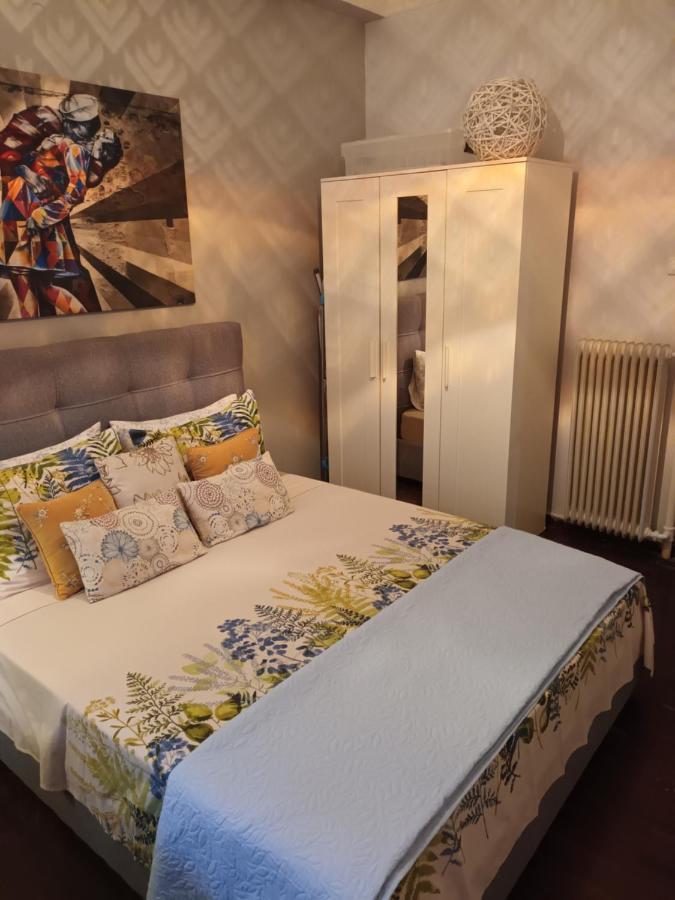 Alexandras Metro Studio&200Mbps Athens Ngoại thất bức ảnh